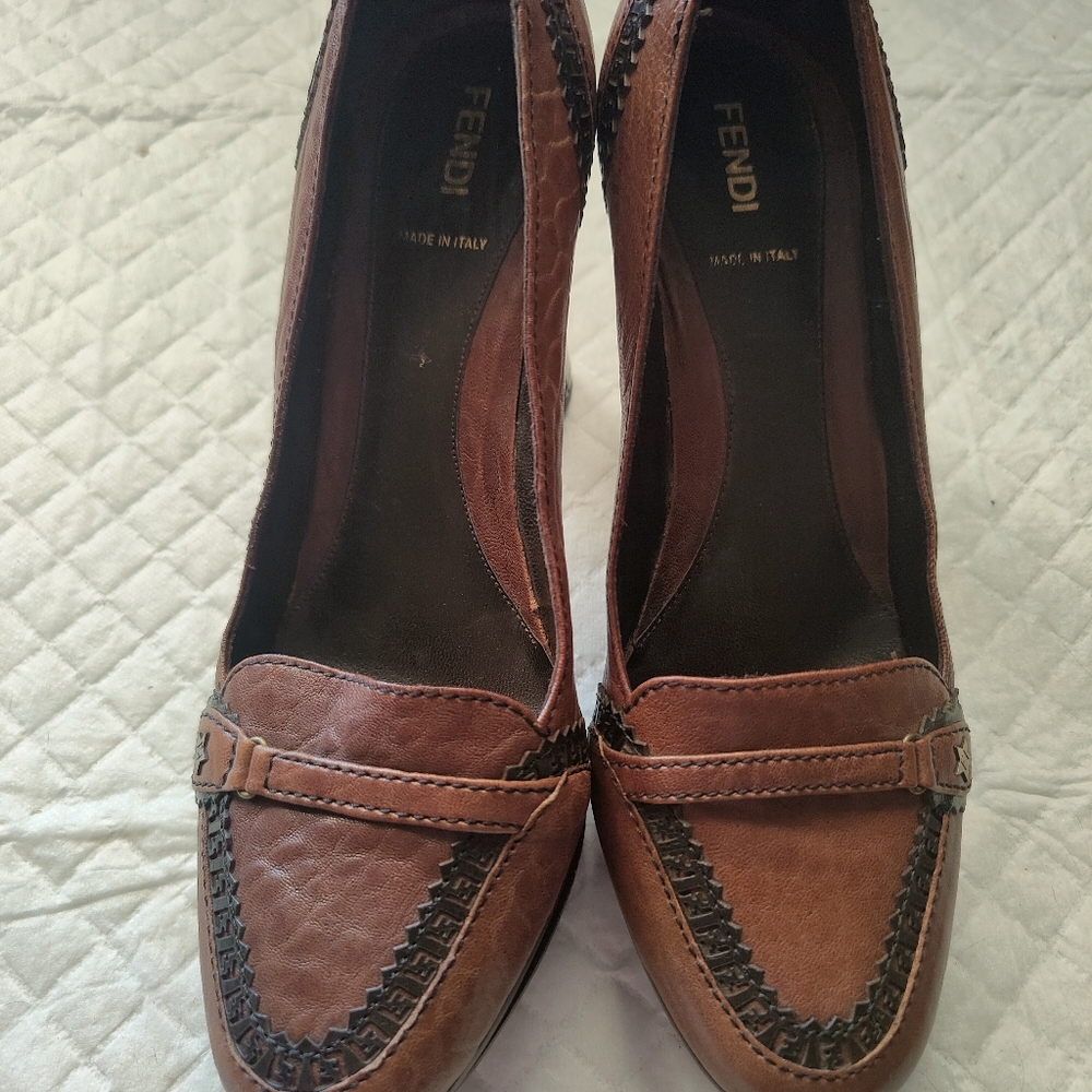 Fendi  size 39 women's shoes